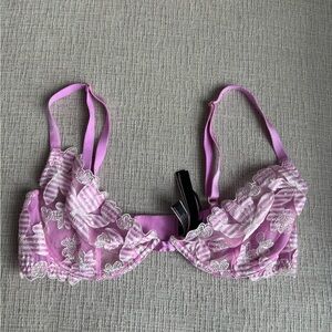 Victoria's Secret Lavender Lace Bra